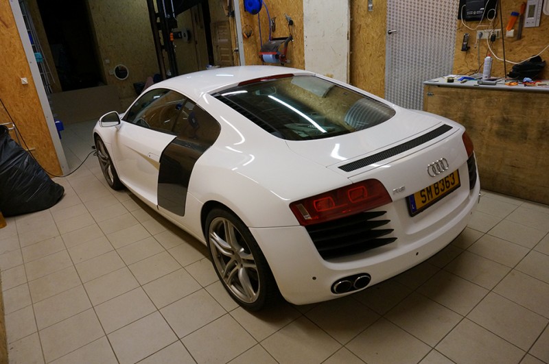 Total Covering Audi R8 - image 6